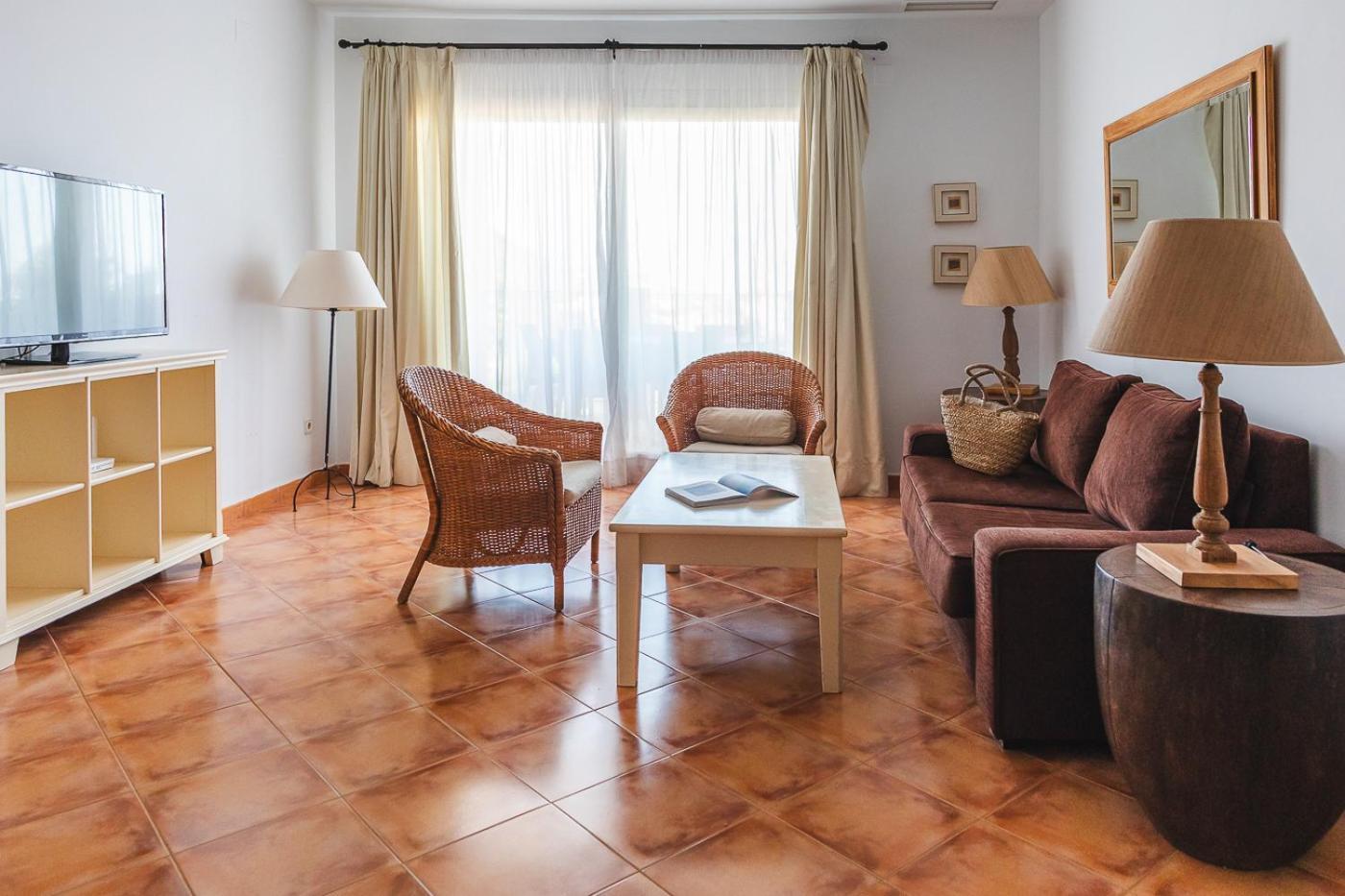 Lomas Village – Luxury