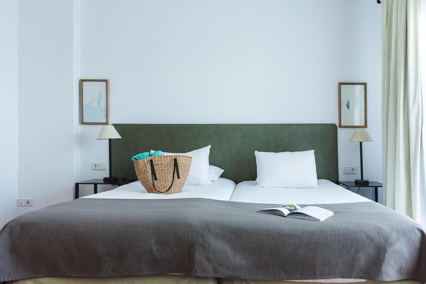 Lomas Village – Luxury